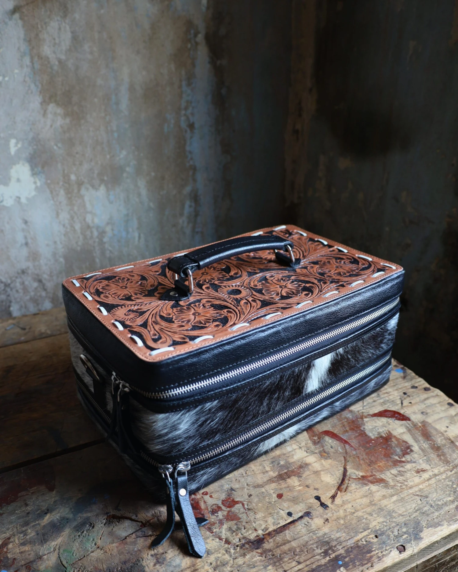 VINTAGE COWGIRL CASES JEWELRY DOUBLE DECKER CASE - Image 4