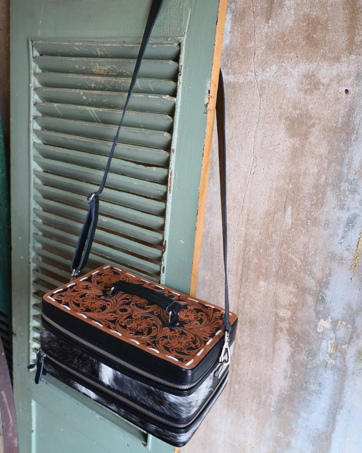 VINTAGE COWGIRL CASES JEWELRY DOUBLE DECKER CASE - Image 9