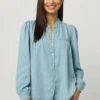 DEAR JOHN WOMEN'S KYLIE LONG SLEEVE SHIRT AIRY BLUE